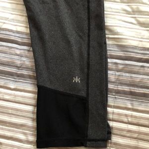 Kyodan grey leggings.